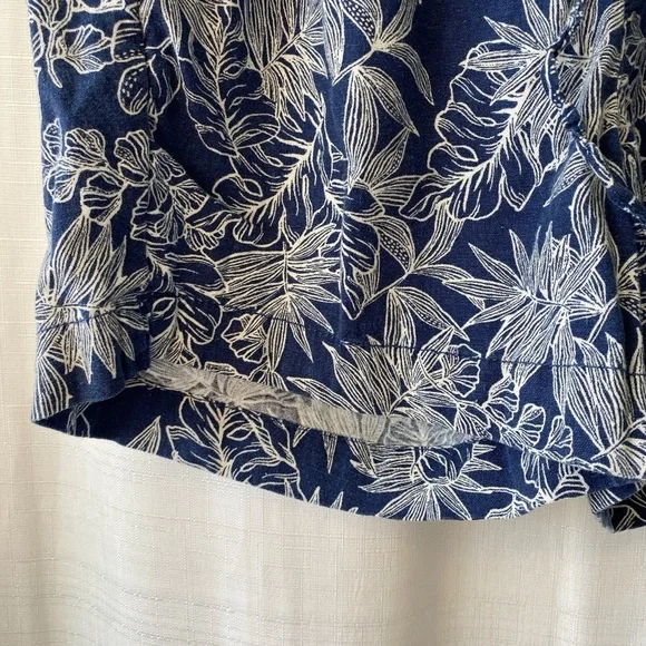 Womens Medium BRIGGS Linen Blend Shorts Navy Blue White Hawaiian Print - Picture 3 of 12